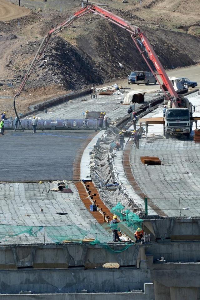 新疆维吾尔自治区G3012阿克苏——喀什高速公路项目第AK-3标段